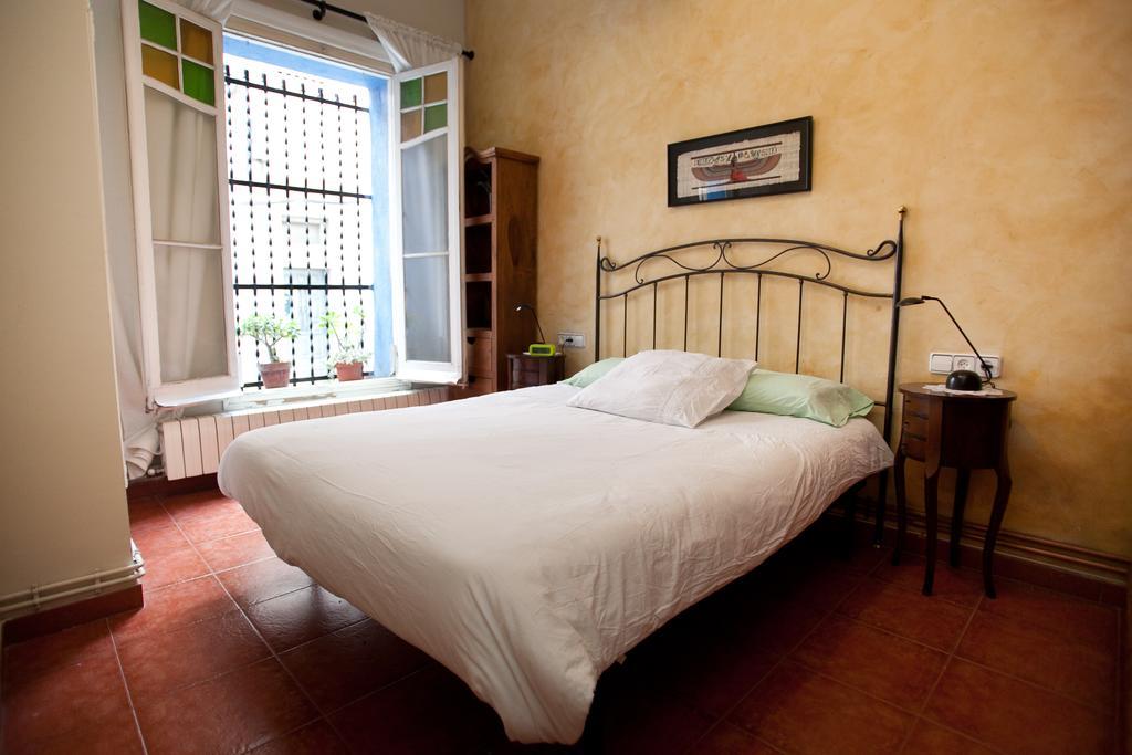 Holiday Home La Casa Azul Βαρκελώνη Δωμάτιο φωτογραφία